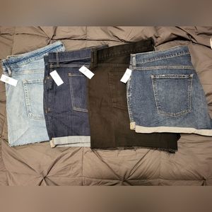 🔥🔥NWT - OLD NAVY shorts, 4 Pairs in set. Size 22